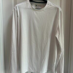 ***MENS G.H. BASS & CO PERFORMANCE LONG SLEEVE TSHIRT***